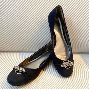 Liz Claiborne Black Flats